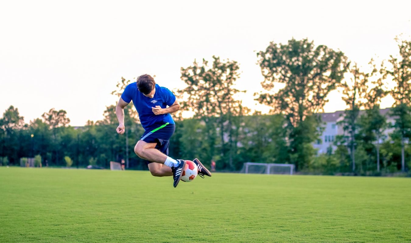 Cara Bermain Bola dan Taruhan Bola Aman